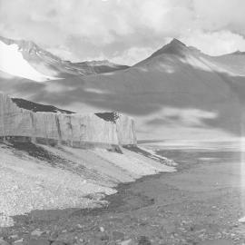 Terminal face of Upper Victoria Glacier