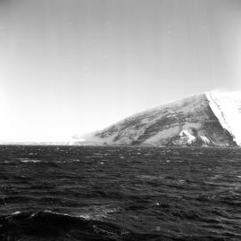 Balleny Islands: Sturge Island