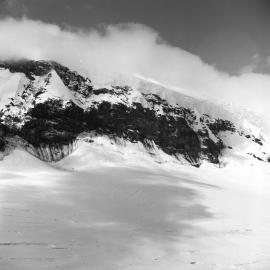 Balleny Islands: Sturge Island 