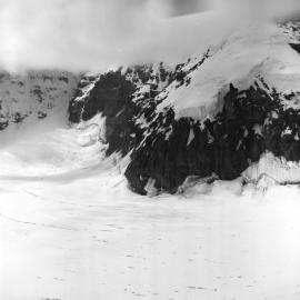 Balleny Islands: Sturge Island 