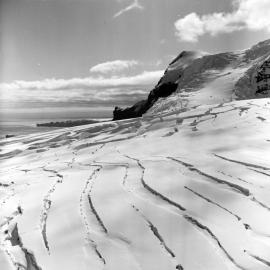 Balleny Islands: Sturge Island 