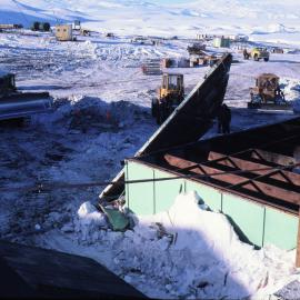 Command Centre - Clearing the site