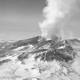 Mt Erebus 
