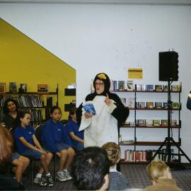 Margaret Mahy reading her new book "The Riddle of the Frozen Phantom"