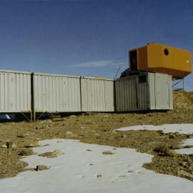 Containers at Gondwana Station looking south