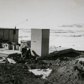 Hutt assembly at Scott Base