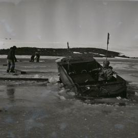 Austraian official photo for news release of Mawson Station establishment