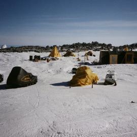 Lower Erebus hut 