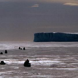 USAP scientists and the Barne Glacier
