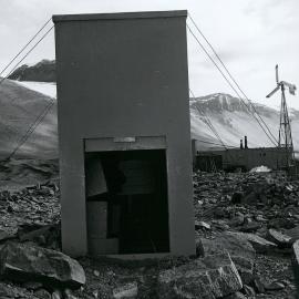 Magnetics Hut, Vanda Station