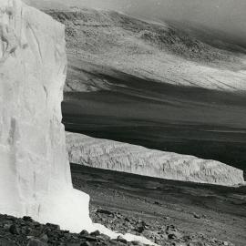Meserve Glacier snout| Bartley Glacier in background 