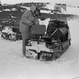 Refueling at Cape Evans