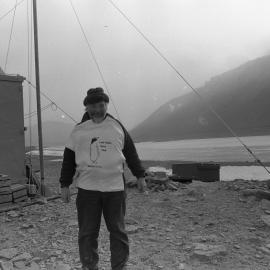 Dennis Corlett| OIC Vanda Station| with 'Swim club' T shirts