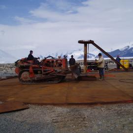 K510 Cape Hallett Station fuel tank removal
