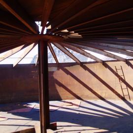 K510 Cape Hallett Station fuel tank removal