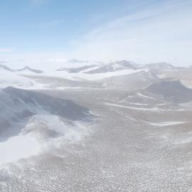 Flying into Lake Wellman area