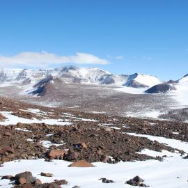 Looking toward Midnight Plateau