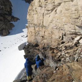 Studying the interesting basal Beacon contact adjacent to the Taylor Glacier. New Mountain locality.