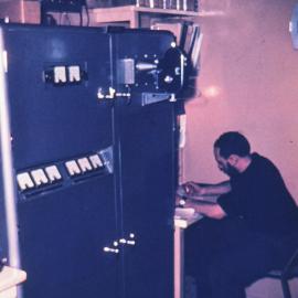 Technicican at work in laboratory 