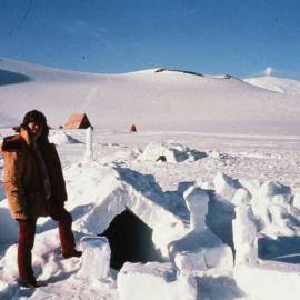 Snow Trench - K2 survival training