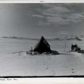 Skelton Glacier, near Boot Hill (Delta Bluff)