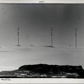 Madmans Nunatak, Trinity Nunatak