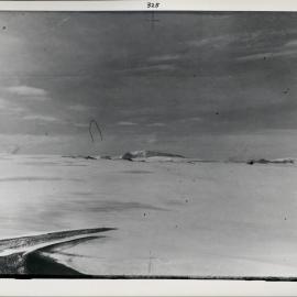 TAE 1957-1958 - Plateau Nunatak, Mahoney II