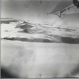 Recc. Flight Skelton - Mulock region for TAE 57-58 (Antarctic flight, tin 6 nos 488-574)