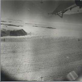 Recc. Flight Skelton - Mulock region for TAE 57-58 (Antarctic flight, tin 6 nos 488-574)