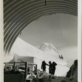 South Pole Base construction 