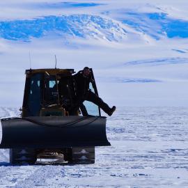 Transport on the sea ice
