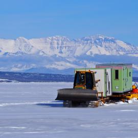 Transport on the sea ice