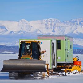 Transport on the sea ice