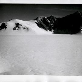 NZ Alpine Club - Hood Glacier Baseline S End