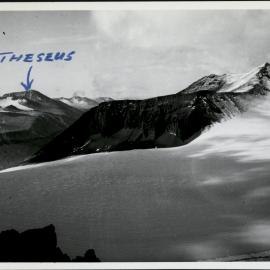 VUWAE Panorama Photos of the Dry Valley Regions - A Series