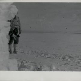 NZ Geological Survey and Antarctic Expedition 1958-59  - Barrier between Cape MacKay and The Knoll