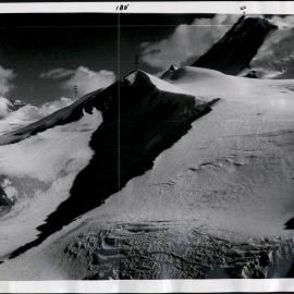 NZ Geological Survey and Antarctic Expedition 1957-58 - Crater Cirque XIV