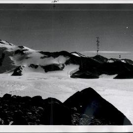 NZ Geological Survey and Antarctic Expedition 1957-58 - Felsite Island XII