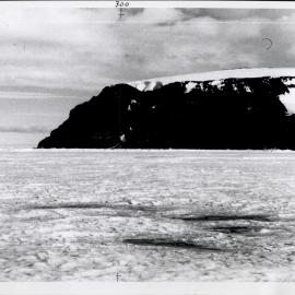 NZ Geological Survey and Antarctic Expedition 1957-58 - Sea Ice VI - Hallett Region