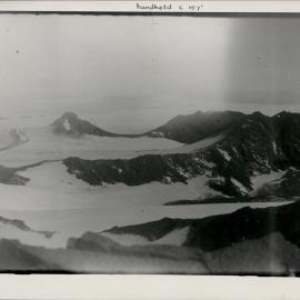 NZ Geological Survey and Antarctic Expedition 1957-58 - Tower - Battlements Nunatak