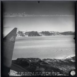 Aerial Recce Flight VX-6 US Navy,Mt Markham Nov 1962