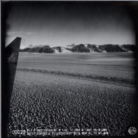 Aerial Recce Flight VX-6 US Navy,Mt Markham Nov 1962