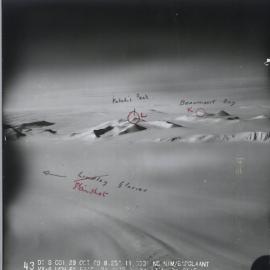 Aerial Recce Flight VX-6 US Navy, Nimrod/Beardmore Glacier  October 1960