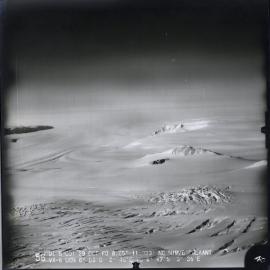 Aerial Recce Flight VX-6 US Navy, Nimrod/Beardmore Glacier  October 1960