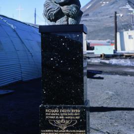 Byrd Memorial, McMurdo Sation