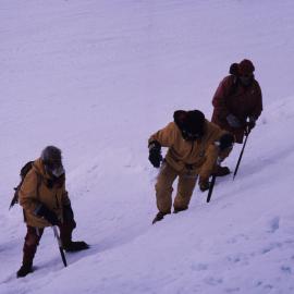 Cramponing on survival training