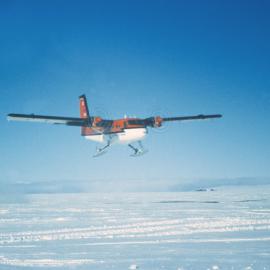 Twin Otter arrives to drop off replacements