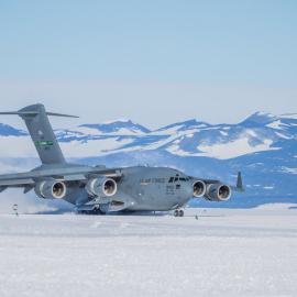 C-17 Globe master landing in Antarctica 