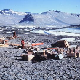 Vanda Station construction