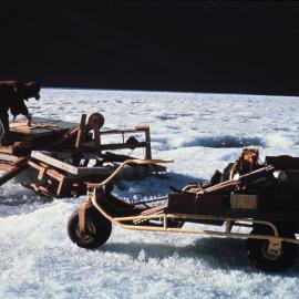 Hut material for Vanda